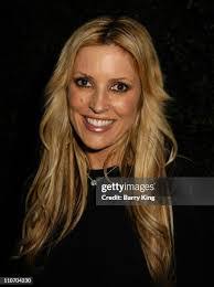 Jillian Dunham's Instagram, Twitter & Facebook