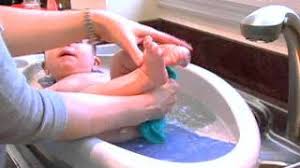 This safety measure helps serve as a safeguard against scalding burns. Baby Bath Temperature New Kids Center