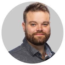 Derek Blum's Instagram, Twitter & Facebook