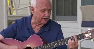 Sonny Curtis on a career spanning Buddy Holly and Mary Tyler Moore - CBS  News