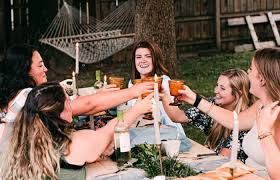 A good dinner party is made up of a number of elements. Best Entertaining On A Budget Ideas And Tips 2021