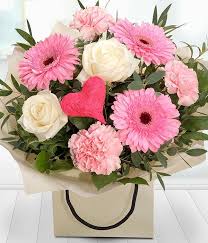 Know About Online Flower Delivery Dublin Online Flower Delivery Flower Delivery Mothers Day Flowers
