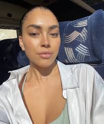 Karly Fisher (@karllyfisher) • Instagram photos and videos