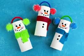 Lustige Schneemanner Aus Klorollen Ausgefallene Weihnachtsdeko Selber Machen Weihnachtsdeko Selber Machen Weihnachtsdeko Basteln Basteln Weihnachten