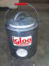 للبيع ترمس ماء اجلو Igloo الأصلي منتدى استراحات زايد