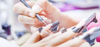 Se faire les ongles en gel soi même à la maison, est bien possible. Extension D Ongles En Gel Histoire D Ongles