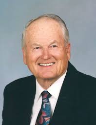 Lesley Leo's Instagram, Twitter & Facebook