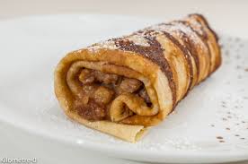 Crepes Traditionnelles De Hongrie Recette De Karoli Gundel Recette Alimentation Recette Repas Leger