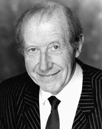 National Theatre Live: Travelling Light (2012)