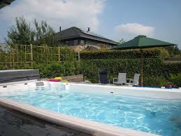 Veilig een tweedehands auto kopen? Zwemspa Tweedehands Kopen Royalty Wellness