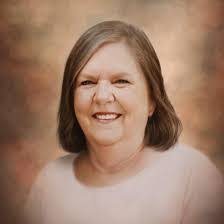 Lilly Laird's Instagram, Twitter & Facebook