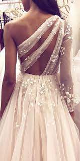 30 Totally Unique Fashion Forward Wedding Dresses Unique Wedding Gowns Wedding Dresses Unique Wedding Dress Styles