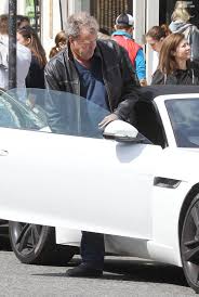 Mike baldwin (pasadena, 15 gennaio 1955) è un pilota motociclistico statunitense ritiratosi dall'attività agonistica nel 1991. Mind Your Head Jeremy Clarkson Struggles To Fit Into His New 80k Jaguar F Type Celebrity News Showbiz Tv Express Co Uk