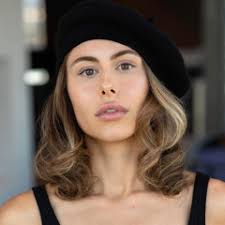 Stream Lilly Anne music