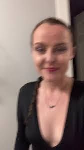 Anna Gb's Instagram, Twitter & Facebook