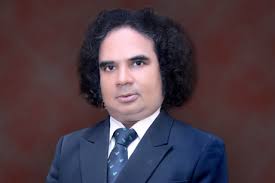 Winning Team Universal Crown Director