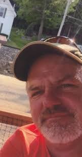 Shari Barlow's Instagram, Twitter & Facebook