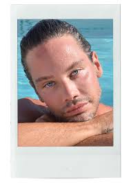 Ceci n'est pas une pipe with Rob Harmon — Alone at Lunch