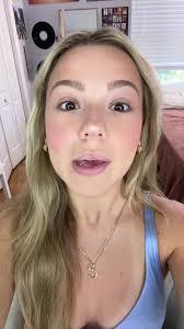 Colette Sapp's Instagram, Twitter & Facebook