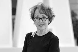 Una stubbs, 'sherlock' and 'till death us do part' actress, dies at 84. 59ubwbed1 4n M