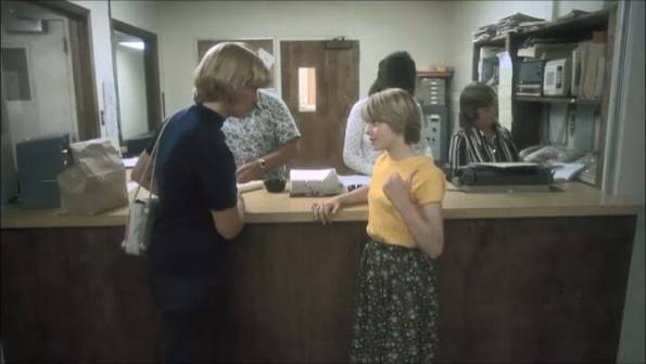 So long, suckers!, Jodie Foster in "Alice Doesn't Live Here Anymore"  (Martin Scorsese, 1974), #moviequotes #moviescene #jodiefoster #filmscene  #movieoftheday #martinscorsese ...