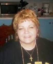 Kelly Sledge's Instagram, Twitter & Facebook