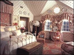 You have never seen a more breathtaking collection of furniture, specifically for all you bedroom needs. Victorian Era Victorian Style Bedroom Novocom Top