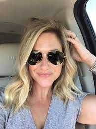 Erica Mena Professional look ￼ 💚🤍