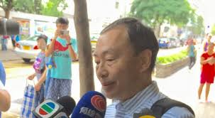 圖片故事】法官社工變迪士尼人物慶祝5歲小妹妹終於有爸媽