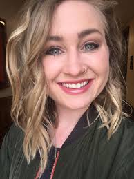 Red lips tayo kasi Monday eh…. Hahahahaha self motivation to! Let's go!