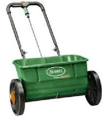 The spreader setting for scotts southern turf builder when using the ez broadcast spreader by there is a conversion matrix on earthway's site to get the conversion from a scott's spreader to an spreaders/accugreen/scotts metal drop (including pf models) spreader:10# per 1000 sq. Scotts Turf Builder Classic Drop Accugreen 3000 Drop Spreader Wilco Farm Stores