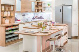 كوزين بلس انطلق لما هو أبعد