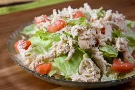 Panaskan minyak zaitun kembali, lalu tumis bawang merah, bawang. Salad Tumis Ayam Cocok Untuk Anda Yang Lagi Diet