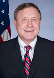 Vic Raphael's Instagram, Twitter & Facebook