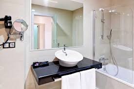 It offers a gym, spa and superb views over torrevieja lagoon from the rooftop pool and chill out terrace. Hotel I Torrevieja Dna Monse Ticati Com