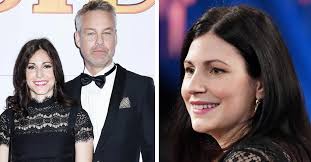 Nour El Refais lycka med sonen Sami och bonussönerna