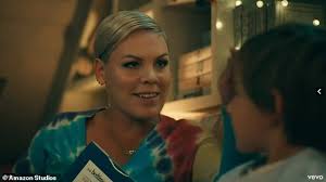Pink received the icon award at the 2021 billboard music awardsand her daughter willow sage joined her for an impressive performance Pink Tells Daughter Willow Sage A Compelling Bedtime Story In All I Know So Far Video Teaser The Bharat Express News