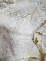 Another good way of cleaning a wedding dress at home is to tackle dirt and stains on the bodice. Whitening A Yellowed Wedding Dress Thriftyfun