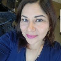 Daisy Mota's Instagram, Twitter & Facebook