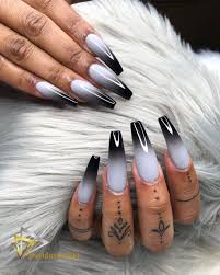 Black And Grey Ombre Coffin Nails Simple Black And Grey Ombre Black Ombre Nails Grey Nail Designs Ombre Nails Glitter