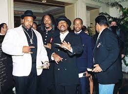 Rare Hip Hop Facts - Suge Knight, Snoop Dogg, 2Pac and MC Hammer - Los  Angeles, 1996. | Facebook