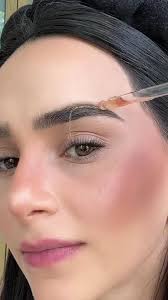 Glendy Alvarez (glendyalvarez21)