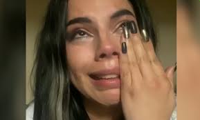 A través de las instagram stories de lizbeth, la presentadora del programa exponiendo infieles compartió algunos videos donde aparece en compañía de bozzo. Quiero Pedir Perdon Entre Lagrimas Lizbeth Rodriguez Se Disculpo Con Una Famosa Youtuber Infobae