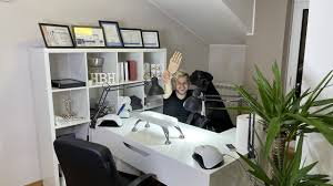 Najkvalitetniji nameštaj pogledajte u prodajnom prostoru koji se prostire na 1500 m2 u vidanskom kraju u grabovcu.dodjite i uverite se u kvalitet i ne. Kupujemo Namestaj Za Salon Ikea Youtube