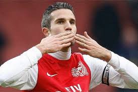 Bagi pecinta sepak bola, tentu nama yang disebut itu sangat familiar. Van Persie Islam Itu Agama Yang Indah Republika Online