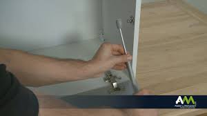 Commen Fixer Un Verin De Porte De Cuisine Video Dailymotion