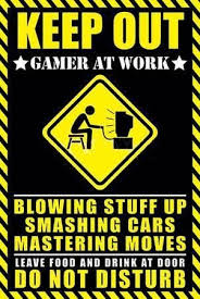 Epingle Par Alex Cooper Sur Geekerie Coup 2 2 Gamers Passe Chambre Ado Gamer Chambre De Joueur Deco Gamer