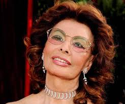 Изображения » madalina ghenea » madalina ghenea sophia loren hepta madalina ghenea. Madalina Ghenea O Premiaza Pe Sophia Loren La Cluj Adpm