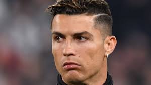 Most popular cristiano ronaldo photos, ranked by our visitors. Cristiano Ronaldo Ruhrendes Interview Fussball Star Bricht Vollig In Tranen Aus News De