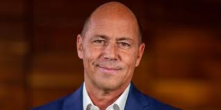 Job cuts as M&G overhauls adviser sales teams in Life company